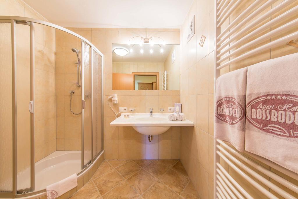Residence Rossboden Mit Hallenbad Verano Eksteriør bilde